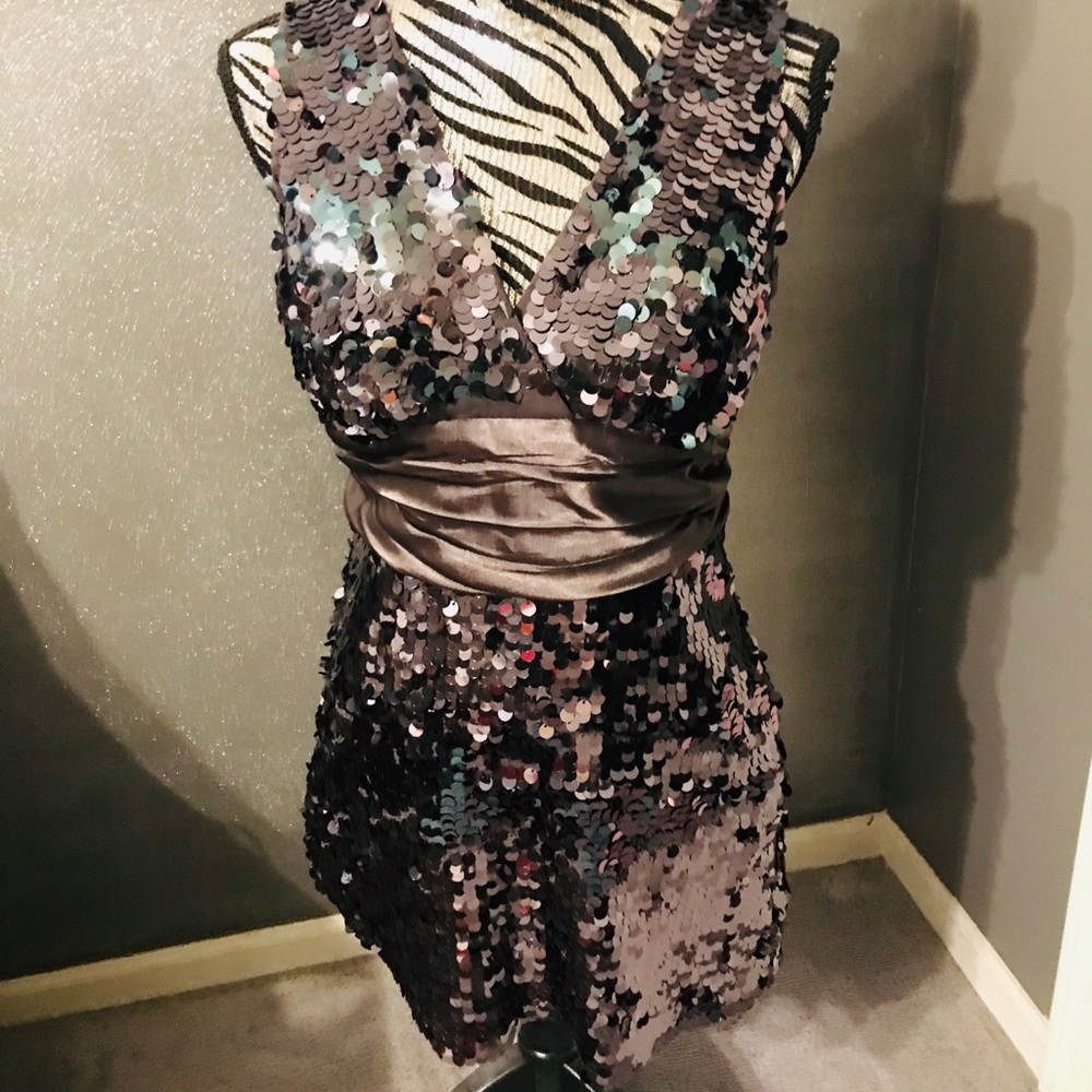 Forever 21 gray sequin dress